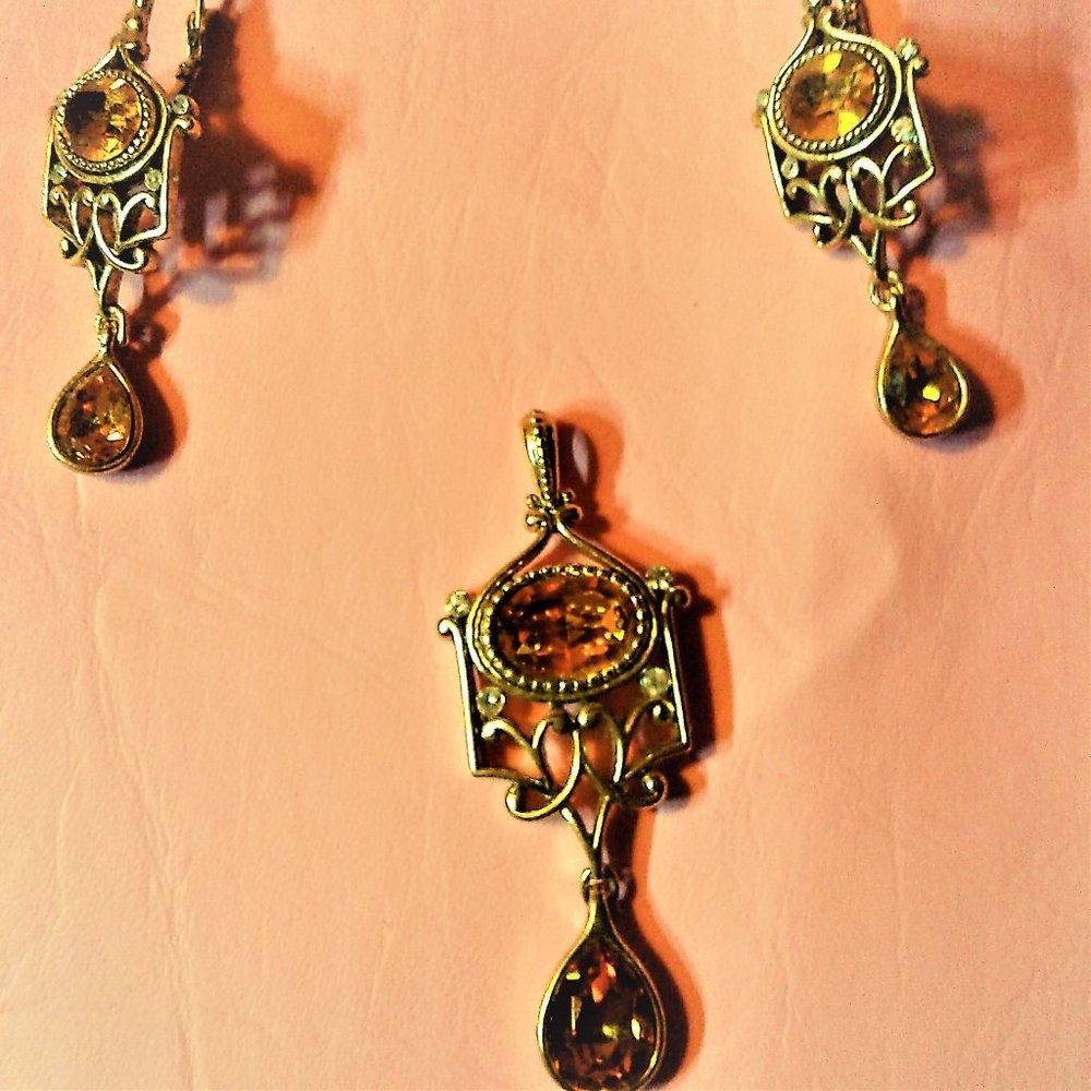 earrings and pendant